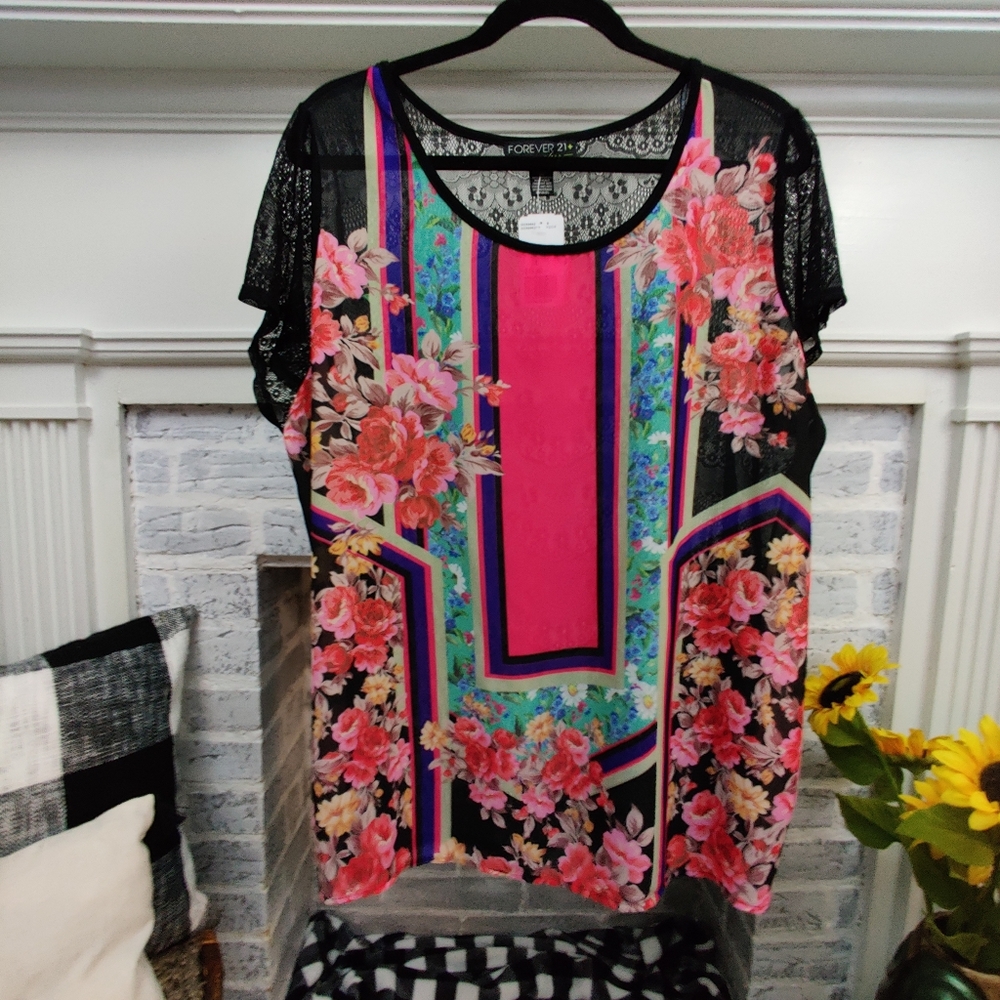 Forever 21 lace floral top 3x